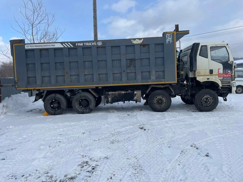FAW J6 8x4 Самосвал — фото 3