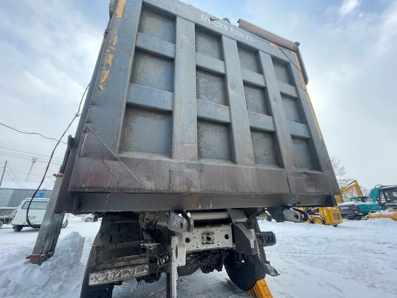FAW J6 8x4 Самосвал — фото 7