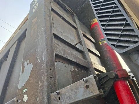 Shacman (Shaanxi) SX 8x4 Самосвал — фото 15
