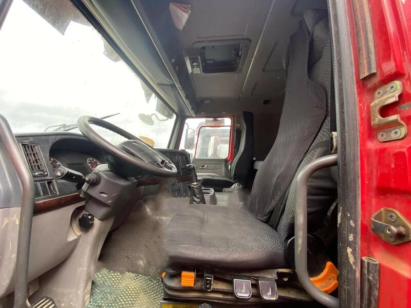 Howo ZZ 8x4 Самосвал — фото 12