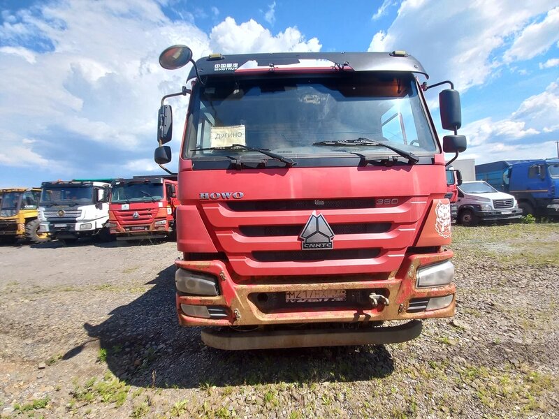 Howo ZZ 8x4 Самосвал — фото 1