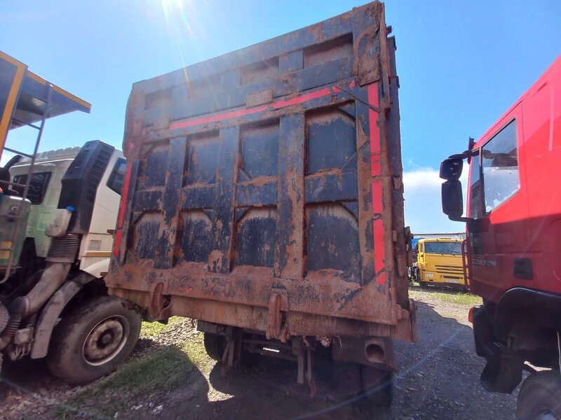 Howo ZZ 8x4 Самосвал — фото 8