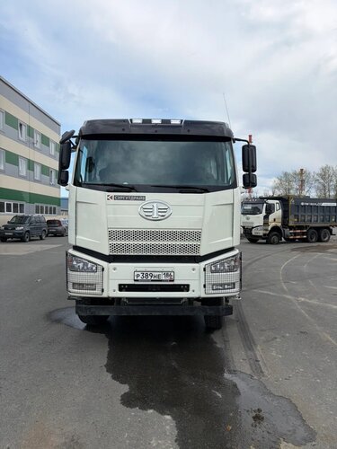 FAW J6 6x6 Самосвал