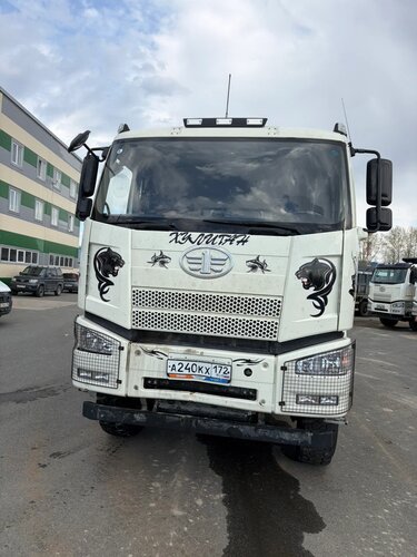 FAW J6 6x6 Самосвал