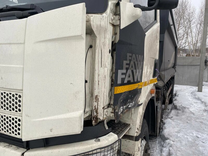FAW J6 8x4 Самосвал — фото 11