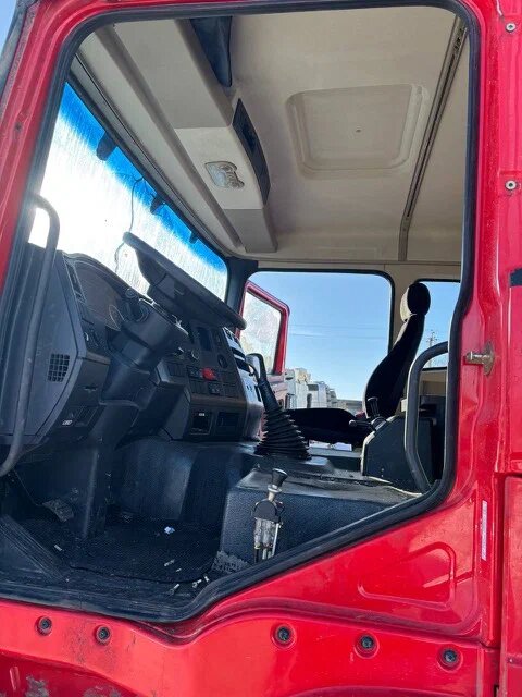Shacman (Shaanxi) SX 8x4 Самосвал — фото 10