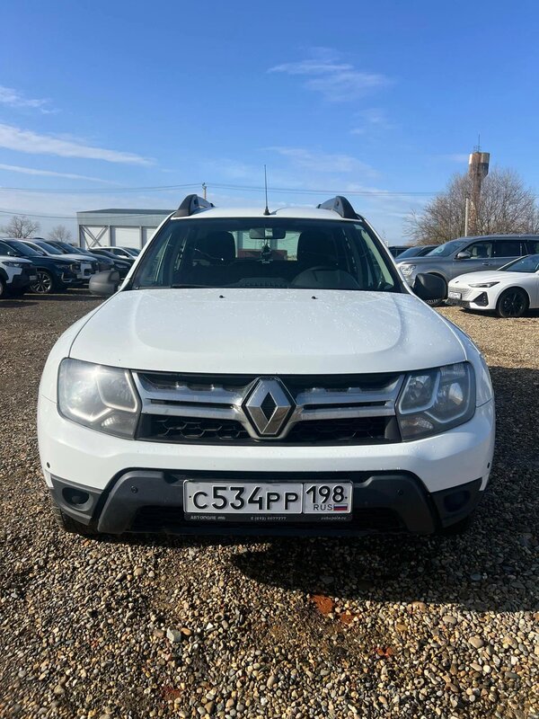 Renault DUSTER — фото 1