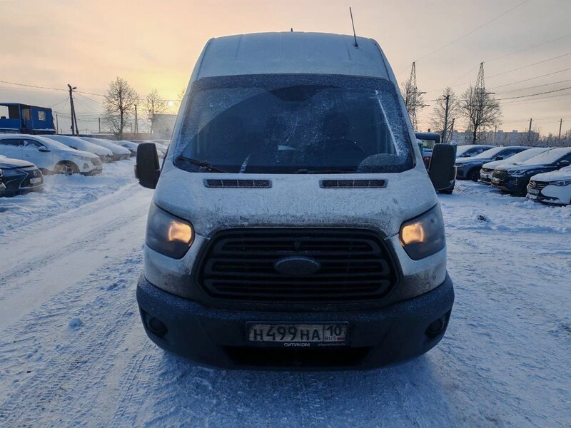 Ford TRANSIT Цельнометаллический — фото 1