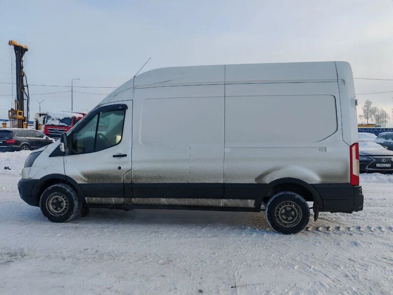 Ford TRANSIT Цельнометаллический — фото 4