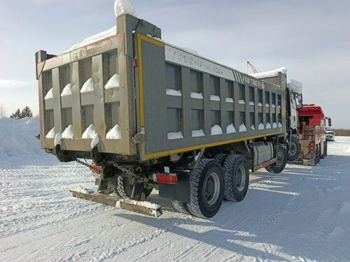 FAW J6 8x4 Самосвал