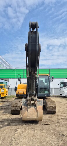 Hyundai R225 Экскаватор