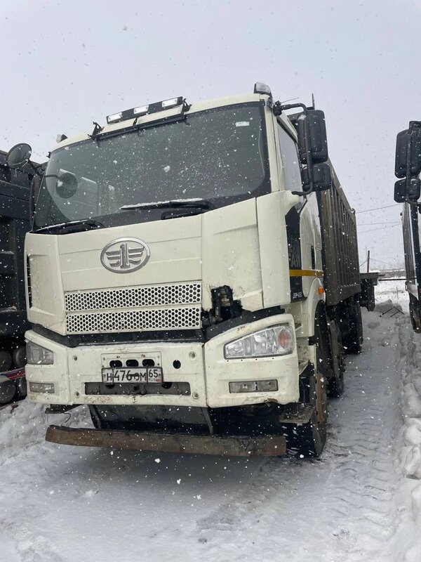 FAW J6 8x4 Самосвал — фото 3