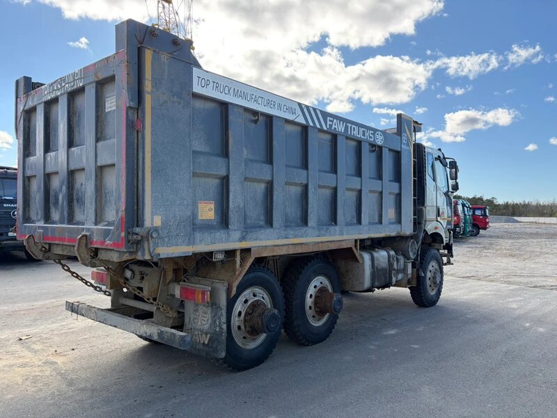 FAW J6 6x6 Самосвал — фото 5