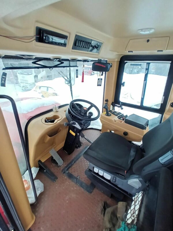 Петербургский тракторный завод Кировец К-742М Сельскохозяйственный трактор — фото 5