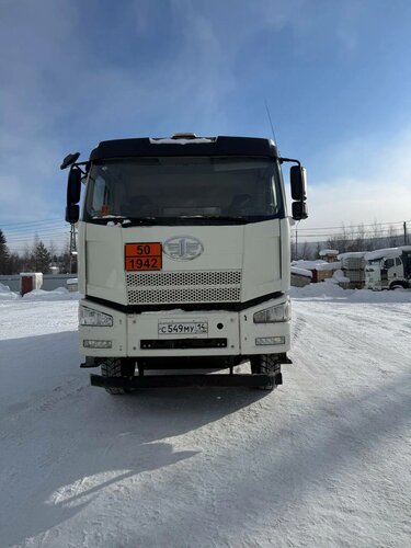 FAW J6 8x4 Самосвал