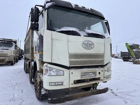 FAW CA 3310 8x4 Самосвал — фото 3