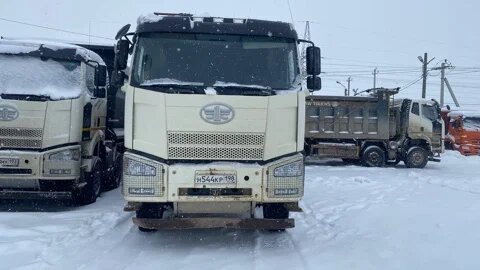 FAW J6 8x4 Самосвал