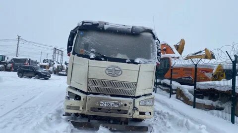 Автомастер 6589 на шасси FAW J6 6x4 Самосвал