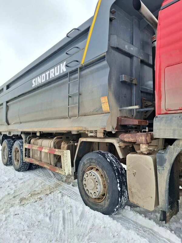 SITRAK C7H 8x4 Самосвал — фото 3