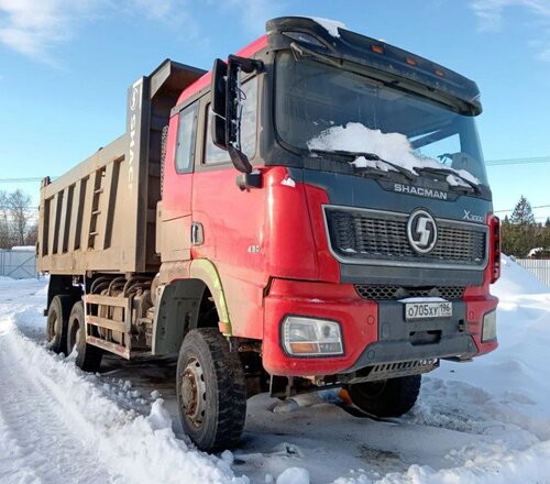Shacman (Shaanxi) SX 6x6 Самосвал