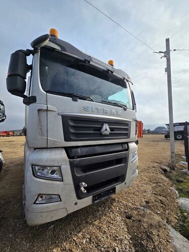 SITRAK C7H 4x2 Седельный тягач