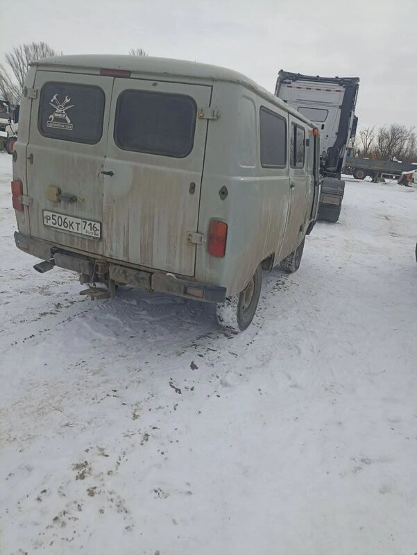 UAZ 3909 Грузопассажирский — фото 4