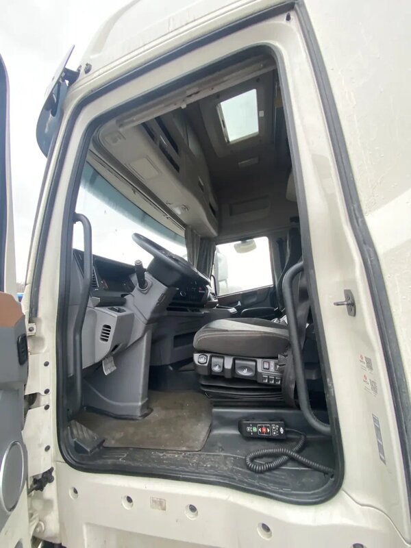 DongFeng GX 6x4 Седельный тягач — фото 9