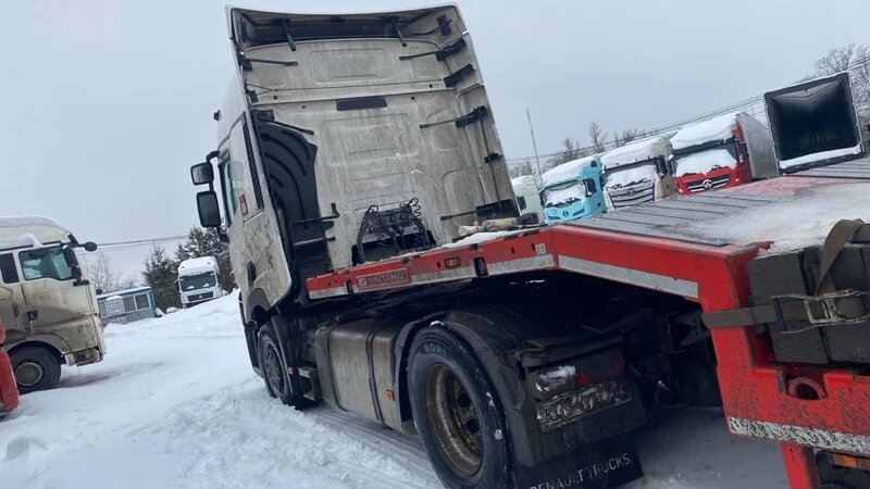 Renault T 4x2 Седельный тягач — фото 11