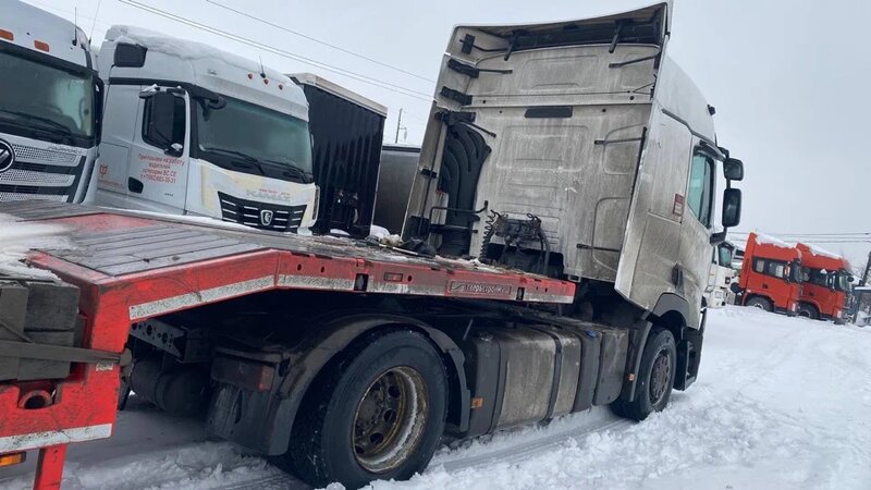 Renault T 4x2 Седельный тягач — фото 12