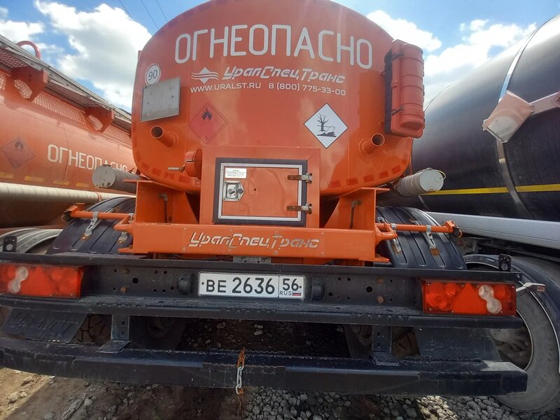 УралСпецТранс 9465 Полуприцеп цистерна — фото 6