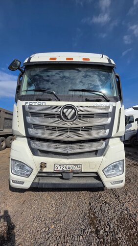 Foton AUMAN 4x2 Седельный тягач