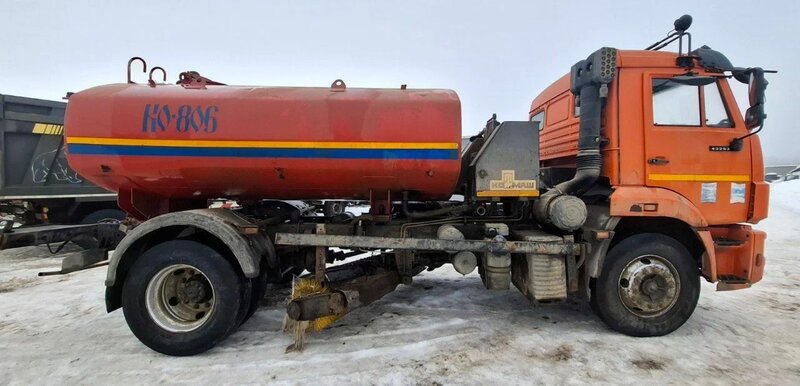 АО Мценский завод "Коммаш" КО-829Д1 на шасси КамАЗ 53605 4x2 КДМ — фото 3