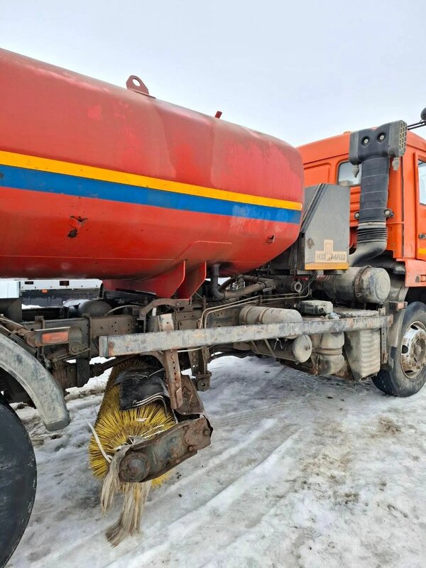 АО Мценский завод "Коммаш" КО-829Д1 на шасси КамАЗ 53605 4x2 КДМ — фото 5