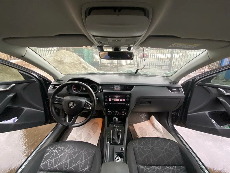 Skoda OCTAVIA — фото 13