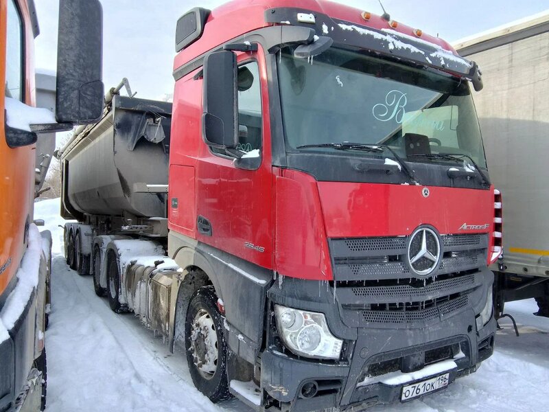 Mercedes-Benz Actros 6x4 Седельный тягач — фото 4