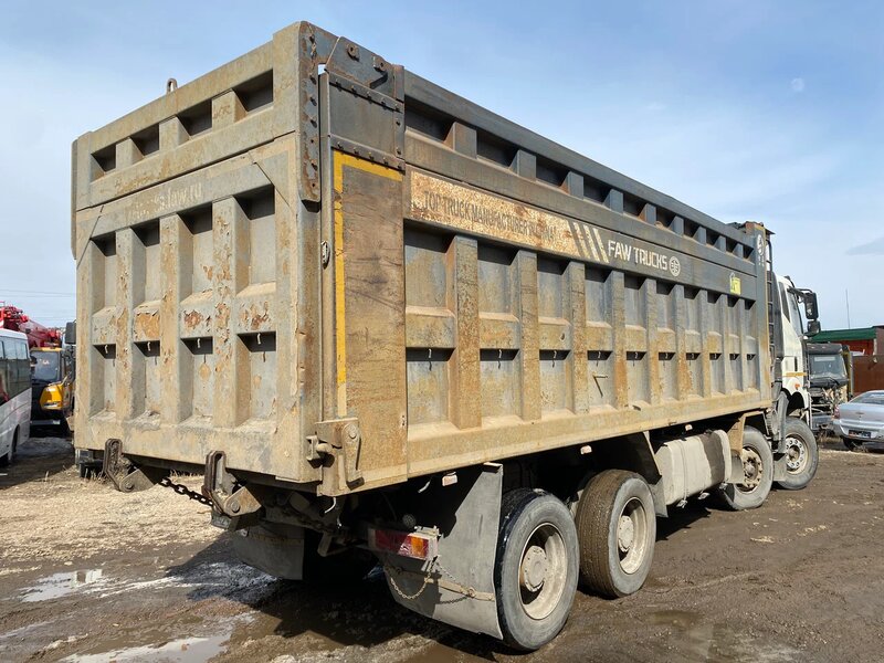 FAW CA 3310 8x4 Самосвал — фото 6