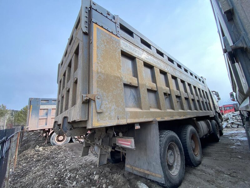 FAW CA 3310 8x4 Самосвал — фото 3