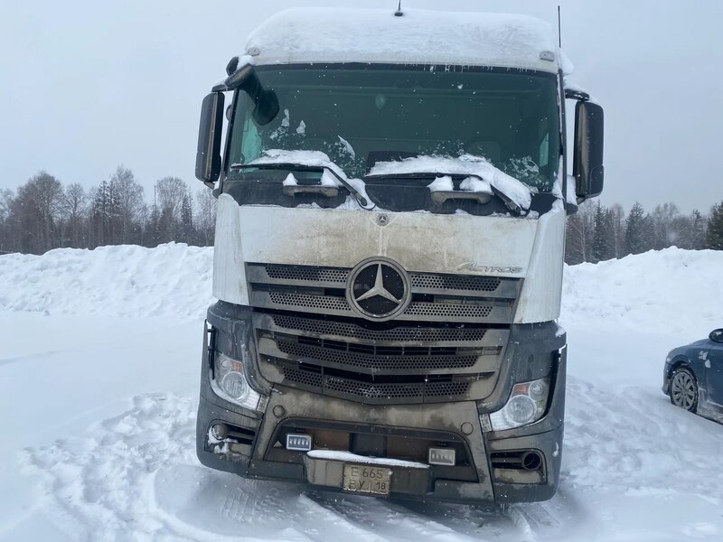 Mercedes-Benz ACTROS 4x2 Седельный тягач — фото 1