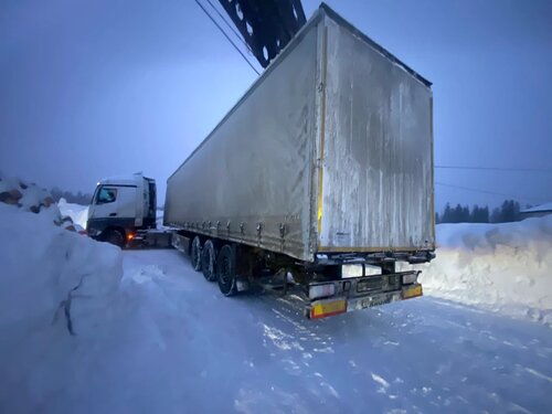 Krone SD Полуприцеп шторный