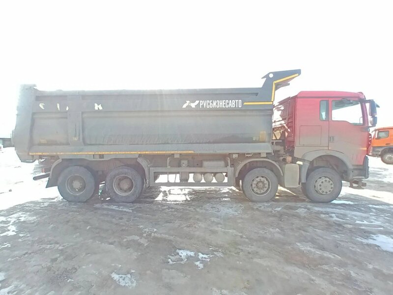 Howo T5G 8x4 Самосвал — фото 3