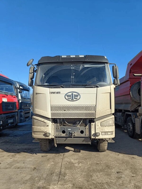 FAW J6 8x4 Самосвал — фото 1