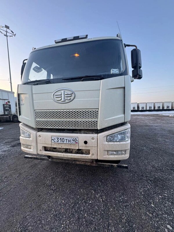 FAW J6 8x4 Самосвал — фото 1
