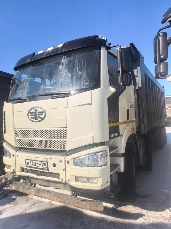 FAW J6 8x4 Самосвал — фото 2