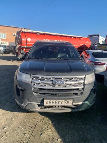 Ford EXPLORER