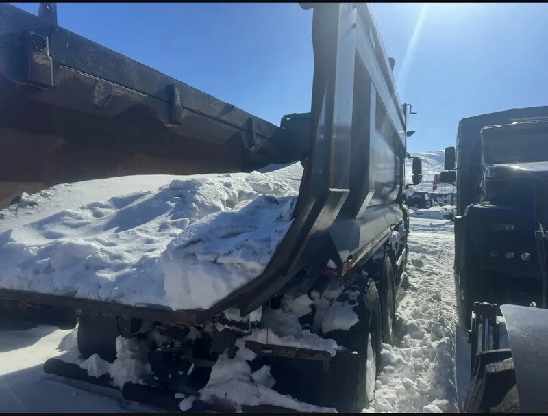SITRAK C7H 8x4 Самосвал — фото 6