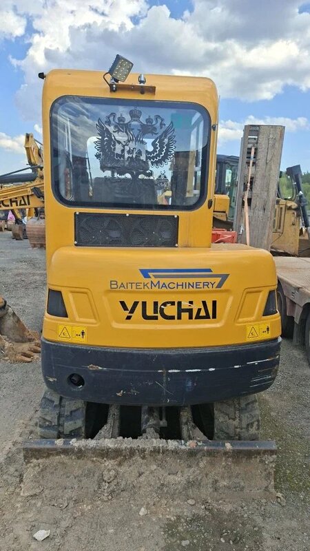 Yuchai YC Мини-экскаватор — фото 5