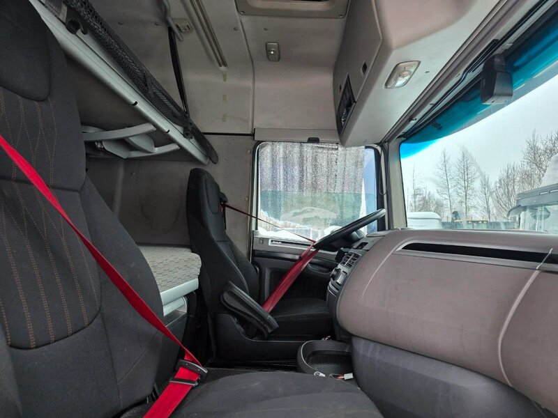 DAF XF 4x2 Седельный тягач — фото 8