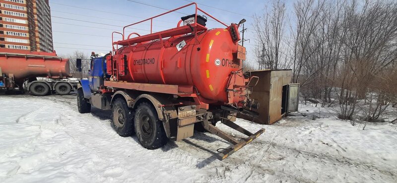 Ural 4320 6x6 Агрегат для сбора нефти и газового конденсата — фото 3