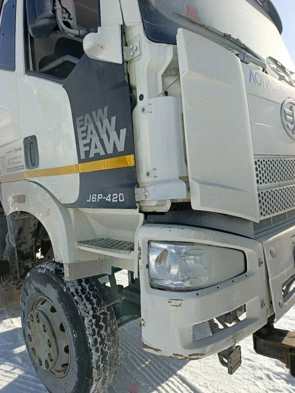 FAW J6 8x4 Самосвал — фото 1