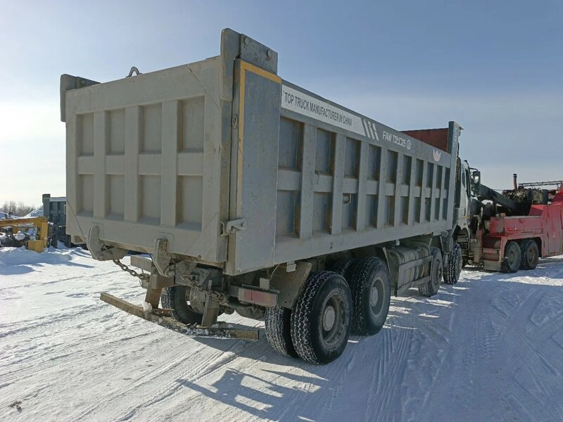 FAW J6 8x4 Самосвал — фото 5